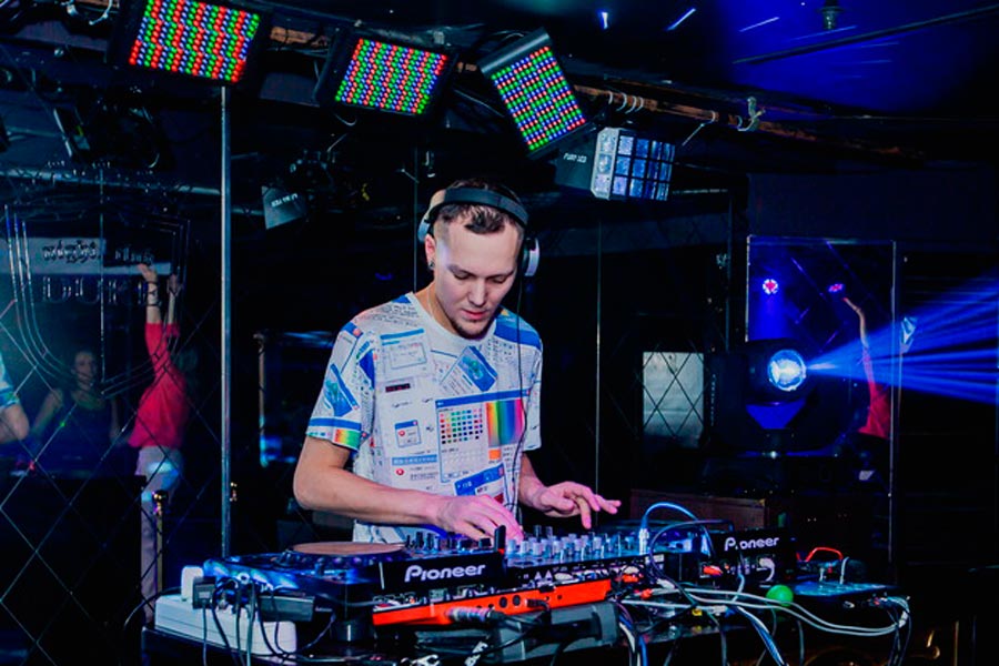 DJ на свадьбу